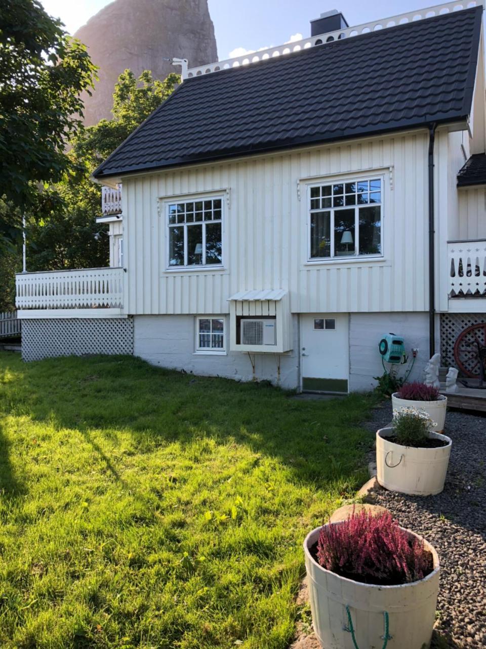 Dragon Villa Reine Exteriör bild